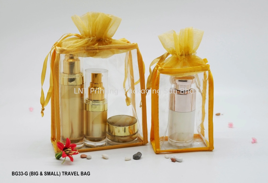 BG33 GOLD LINE TRAVEL BAG